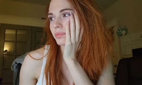 Amouranth says she’s being abused, forced to stream by。